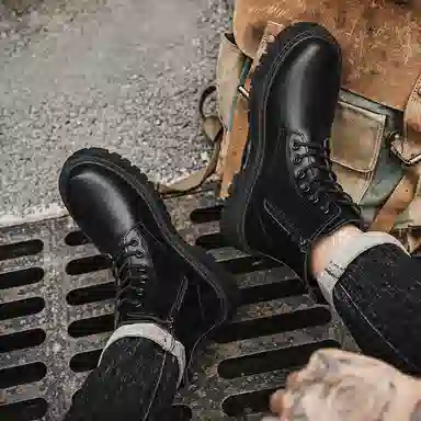 潮流纯色高级感机车风防滑耐磨舒适 中筒 马丁靴 男款 黑色