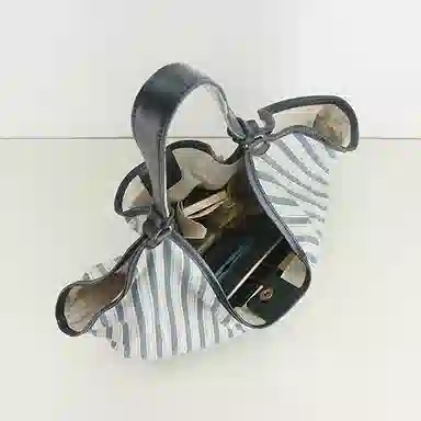 VANDEE Striped Tote Bag