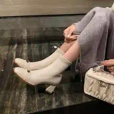 牛皮革 经典时尚粗跟方头金属扣百搭 短靴 女款