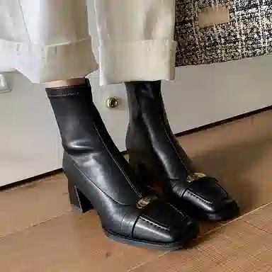 牛皮革 经典时尚粗跟方头金属扣百搭 短靴 女款