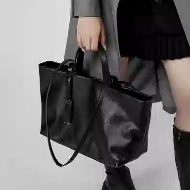 VANDEE Tote