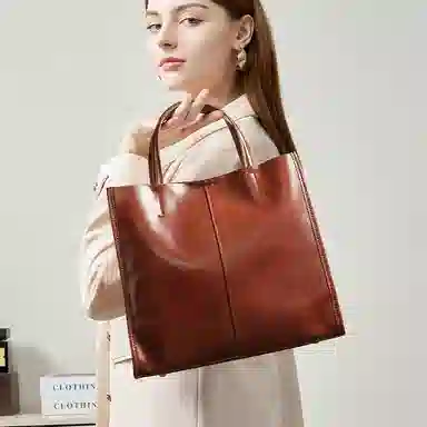 Vandee Tote Bag