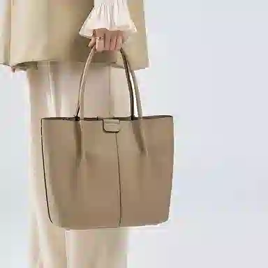 VANDEE Tote