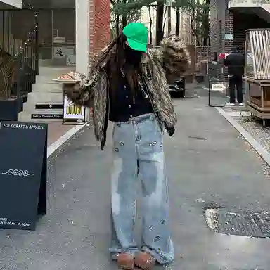 HUANQIU vibe