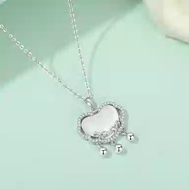 妙银阁 如意平安锁铃铛一步一响新中式国潮设计感小众精致优雅大气简约百搭日常款#好运 玉髓 项链 女款