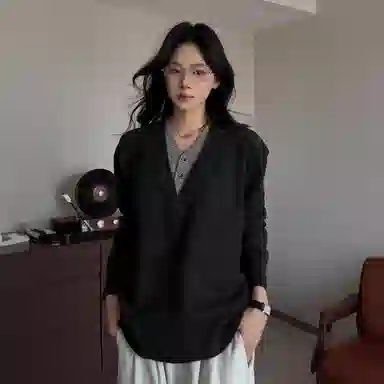 v