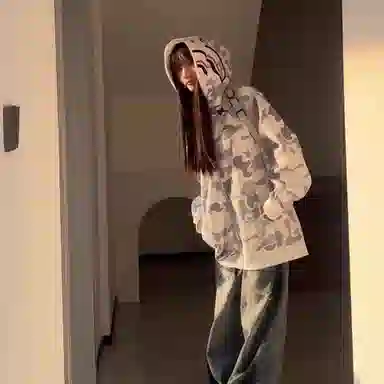 虫小绿 美式复古重磅假两件双帽鲨鱼头万针刺绣涂鸦卡通宽松运动上衣大码通勤百搭高街潮流满印迷彩长袖外套拉链开衫卫衣 男女同款
