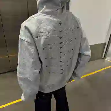 虫小绿 美式复古脊骨小众设计金属柳钉连帽套头上衣做旧春秋季潮流高级感宽松休闲百搭情侣帽衫卫衣 男女同款