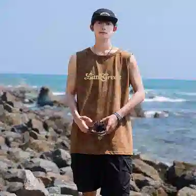 虫小绿 美式复古高阶字母宽松水洗做旧坎肩运动百搭吸湿排汗圆领休闲背心 男女同款