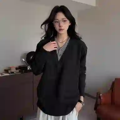 v
