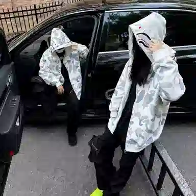 虫小绿 美式复古双帽涂鸦高街卡通刺绣鲨鱼头外套上衣宽松经典百搭休闲时尚日常通勤满印迷彩长袖拉链开衫卫衣 男女同款