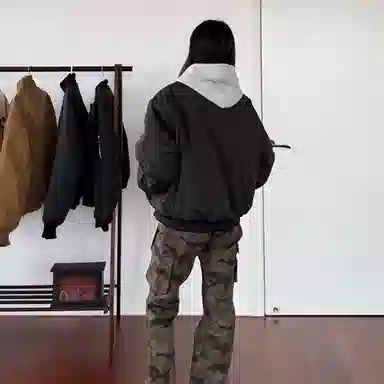 虫小绿 美式高街复古潮牌侧边拉链设计翻领百搭日常通勤休闲工装哈灵顿飞行员短款底特律纯色夹克 男女同款