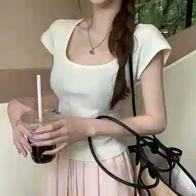 aimilian T