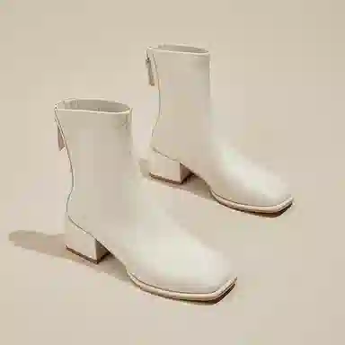 DAPHNE PU 5cm