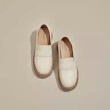 DAPHNE PU