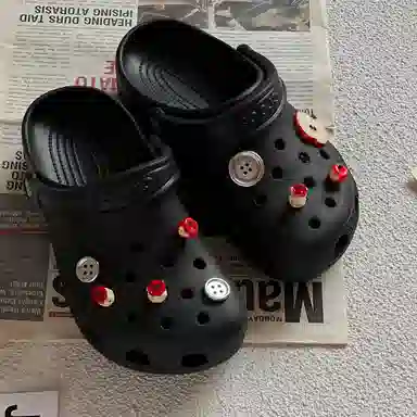 ZANC crocs diy