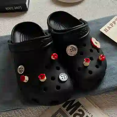 ZANC crocs diy