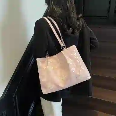 SEVENMOONS Tote