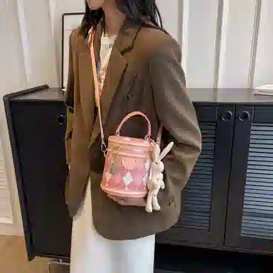 SEVENMOONS Bucket Bag