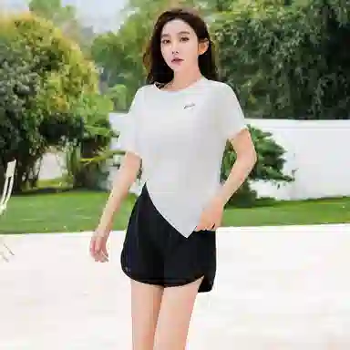 Barbie T