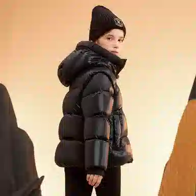 高梵 黑金鹅绒小火山旗舰系列短款四格加厚羽绒服 儿童款 黑色