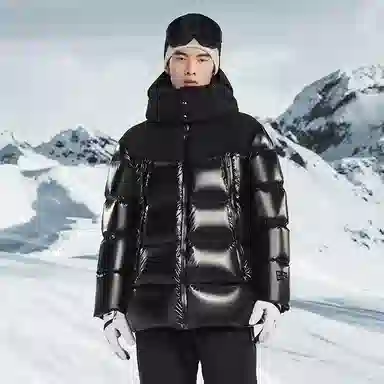 高梵 黑金鹅绒服皇室大师系列五格飞天绒皇长袖拉链羽绒服 男女同款 黑色