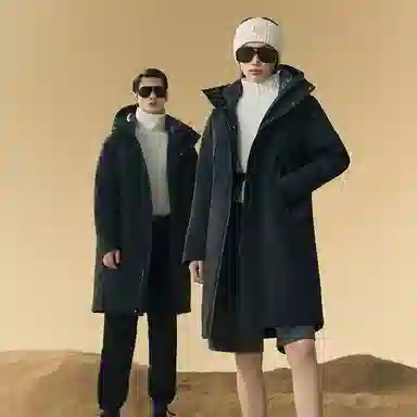 高梵 奢华户外科技纯色舒适保暖羽绒服 男女同款 黑色