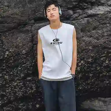 EMINU Sleeveless Logo Vest