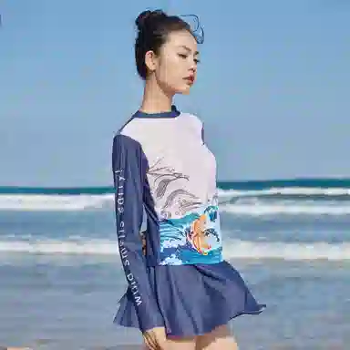 特步 海浪印花长袖分体泳衣 女款 粉色