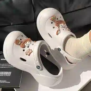 OFLY crocs DIY