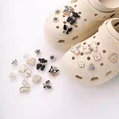 OFLY DIY Crocs