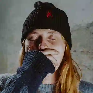 Vision of Super Sweater Sand