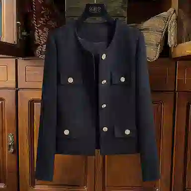 丝柏舍 小香风长袖单排扣圆领舒适简约气质截短外套 女款