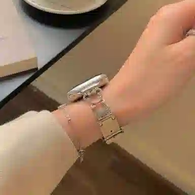 潮流腕 表带 苹果适用 金属 皮质材质 可爱小鼠镶钻拼鳄鱼纹表带适用苹果手表腕带男女通用