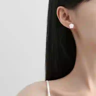 tkb Camellia Stud Earrings