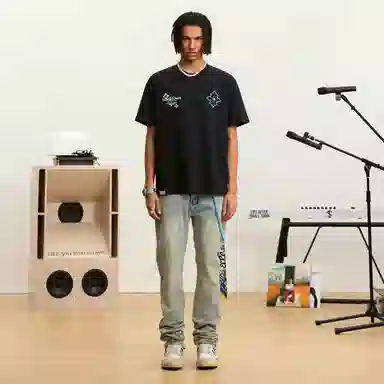 STK SMALL TOWN KID T