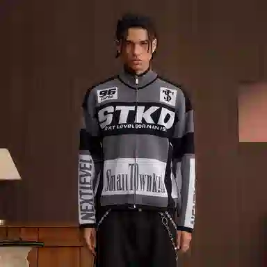 STK SMALL TOWN KID STK