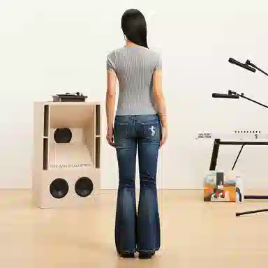 STK SMALL TOWN KID T