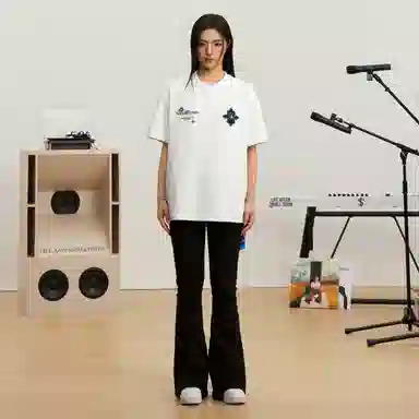 STK SMALL TOWN KID T