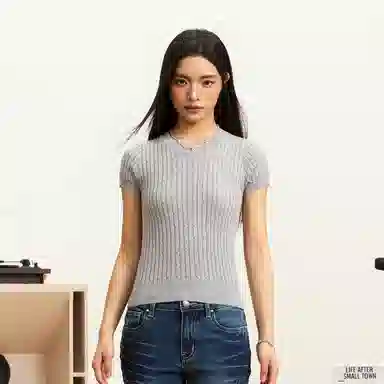 STK SMALL TOWN KID T