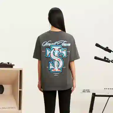 STK SMALL TOWN KID T