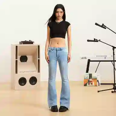 STK SMALL TOWN KID T