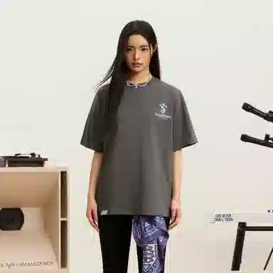 STK SMALL TOWN KID T