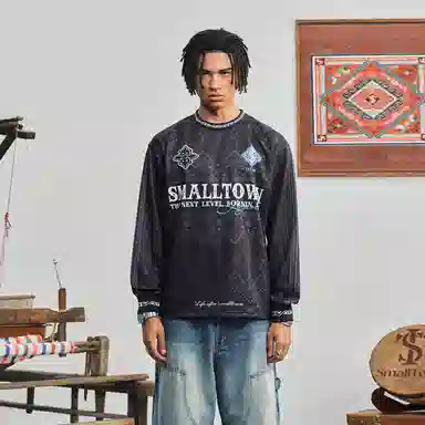 STK SMALL TOWN KID T