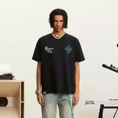 STK SMALL TOWN KID T