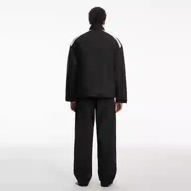 STK SMALL TOWN KID Logo