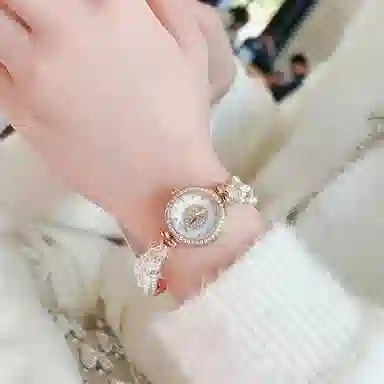 ROCOS MONICA'S PEARL