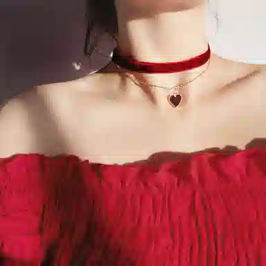 CHIEMOT choker