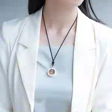 喃呢 藏式热贡黄财神唐卡嘎乌盒毛衣链新中式国风国潮手工编制简约百搭好运吉祥 项链 男女同款情侣款 礼物礼盒