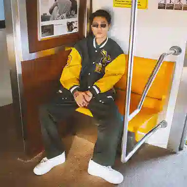 Holycrap hiphop